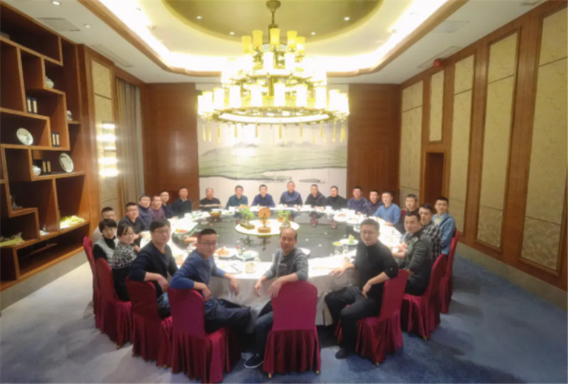 公司2021年度工作會(huì)議暨總結(jié)表彰大會(huì)勝利召開(kāi)